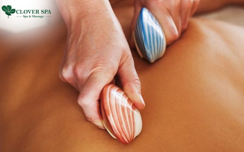 Snail Massage at Clover Spa Dalat brings many health benefits