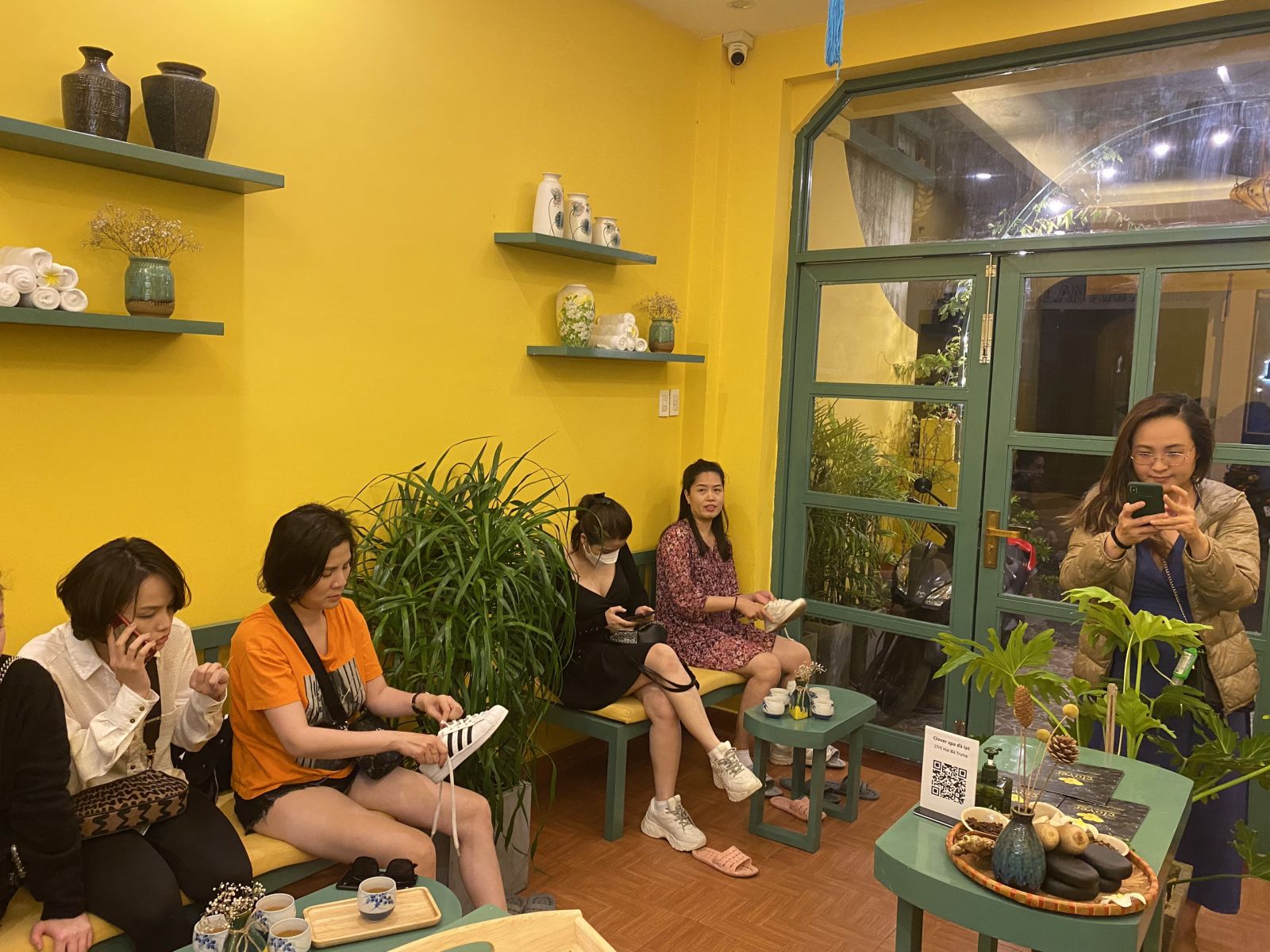 Massage thư giãn tại Clover thu hút nhiều du khách